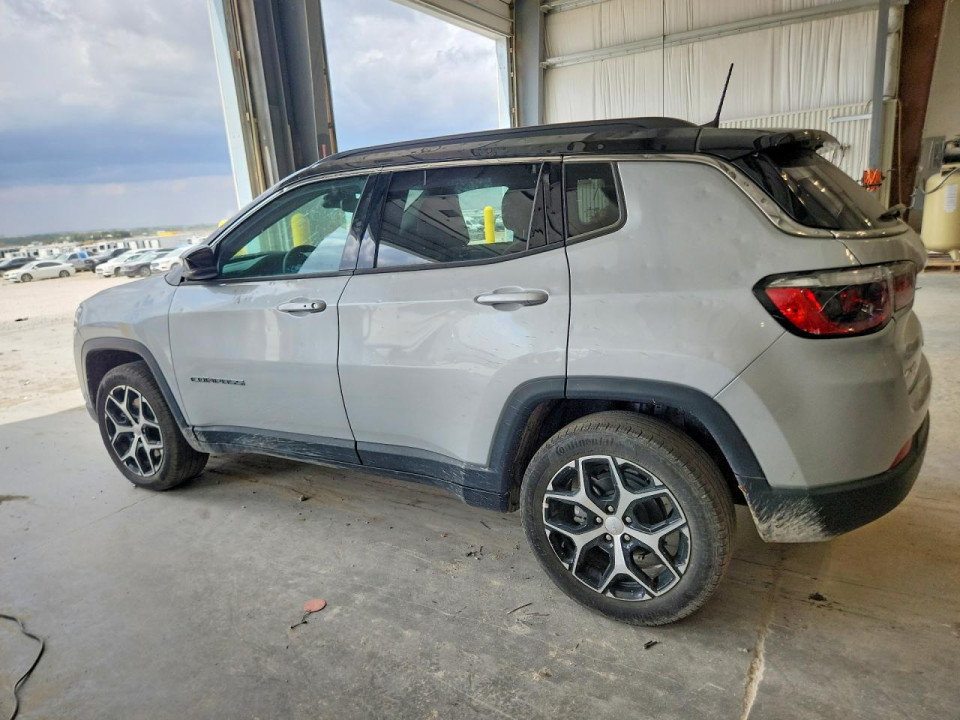 Jeep COMPASS 2024 — Copart