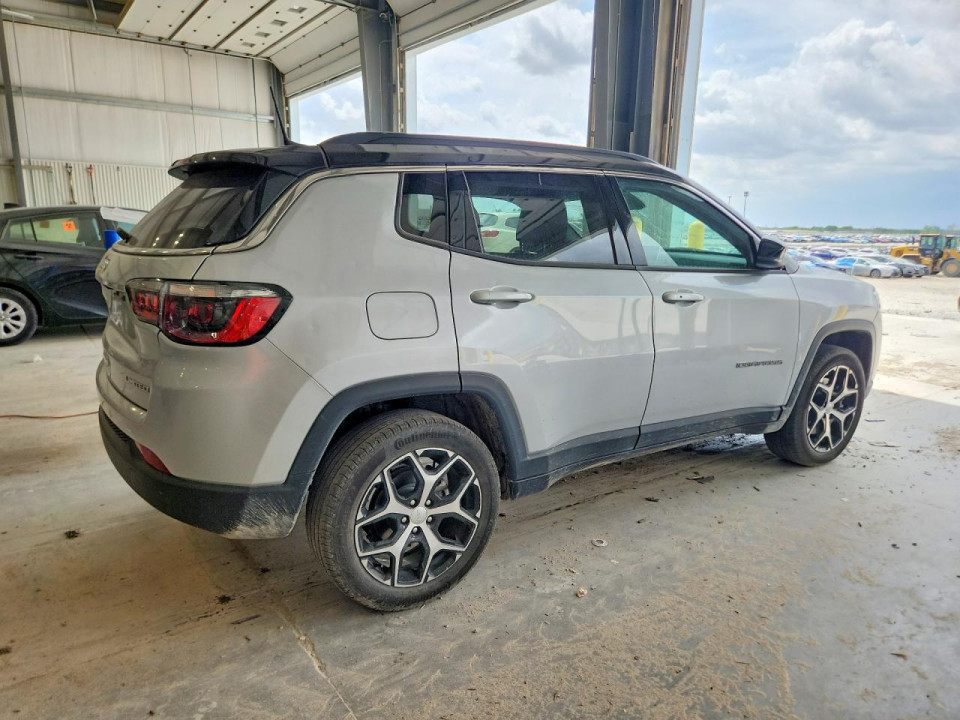 Jeep COMPASS 2024 — Copart