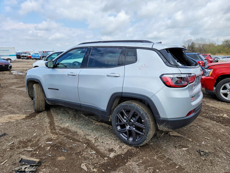 Jeep COMPASS 2026 — Copart