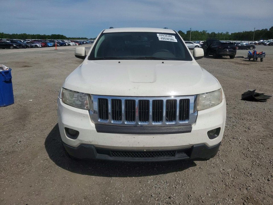Jeep GRAND CHEROKEE LAREDO 2011 — Copart