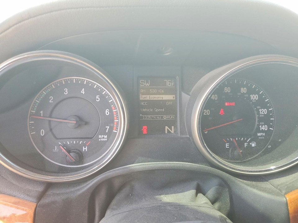 Jeep GRAND CHEROKEE OVERLAND 2011 — Copart