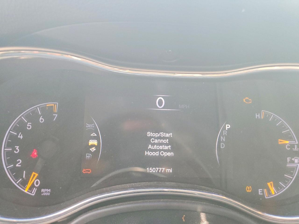 Jeep GRAND CHEROKEE LAREDO 2019 — Copart
