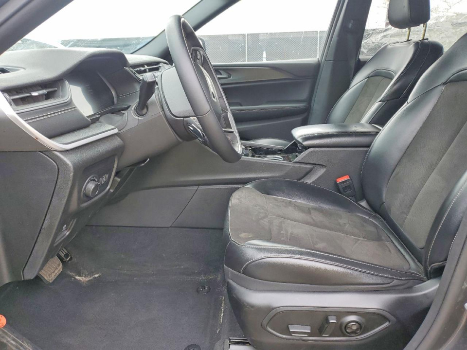 Jeep GRAND CHEROKEE LAREDO/ALTITUDE 2023 — Copart