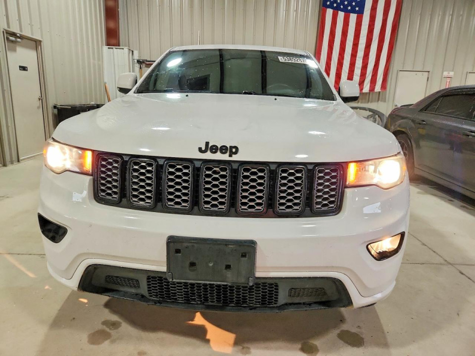 Jeep GRAND CHEROKEE LAREDO 2018 — Copart