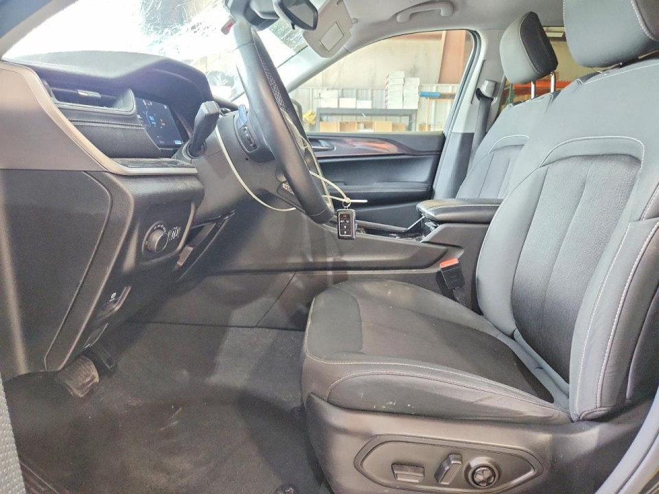 Jeep GRAND CHEROKEE L LAREDO 2021 — Copart
