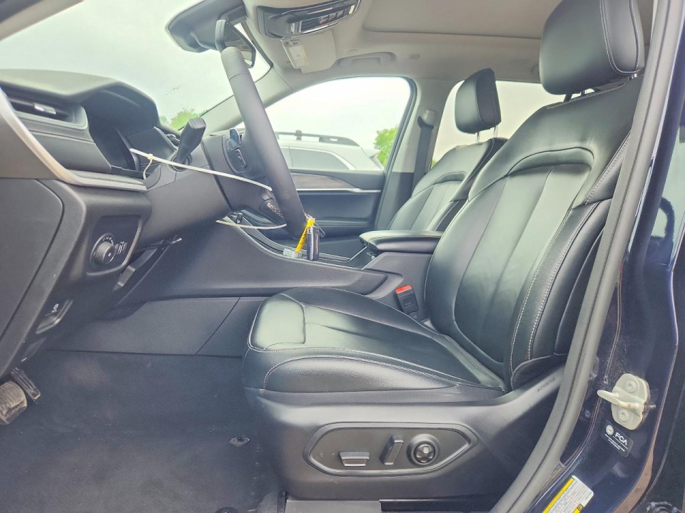 Jeep GRAND CHEROKEE LIMITED 2024 — Copart
