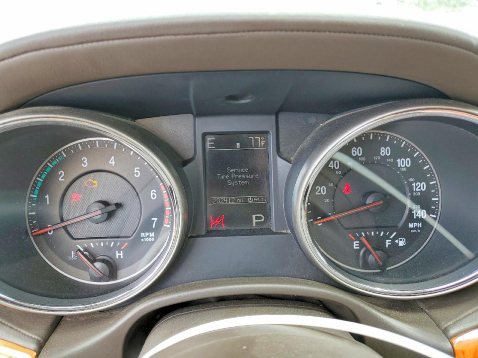 Jeep GRAND CHEROKEE OVERLAND 2012 — Copart