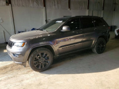Jeep GRAND CHEROKEE LAREDO 2019