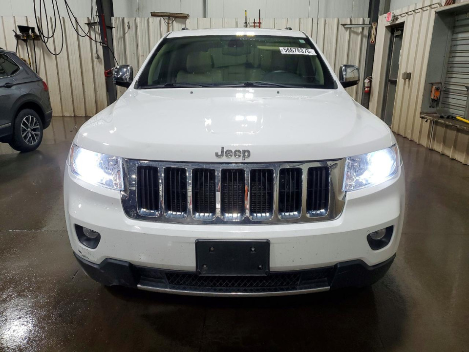 Jeep GRAND CHEROKEE LIMITED 2013 — Copart