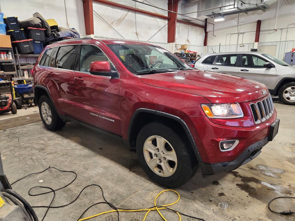 Jeep GRAND CHEROKEE LAREDO 2015 — Copart