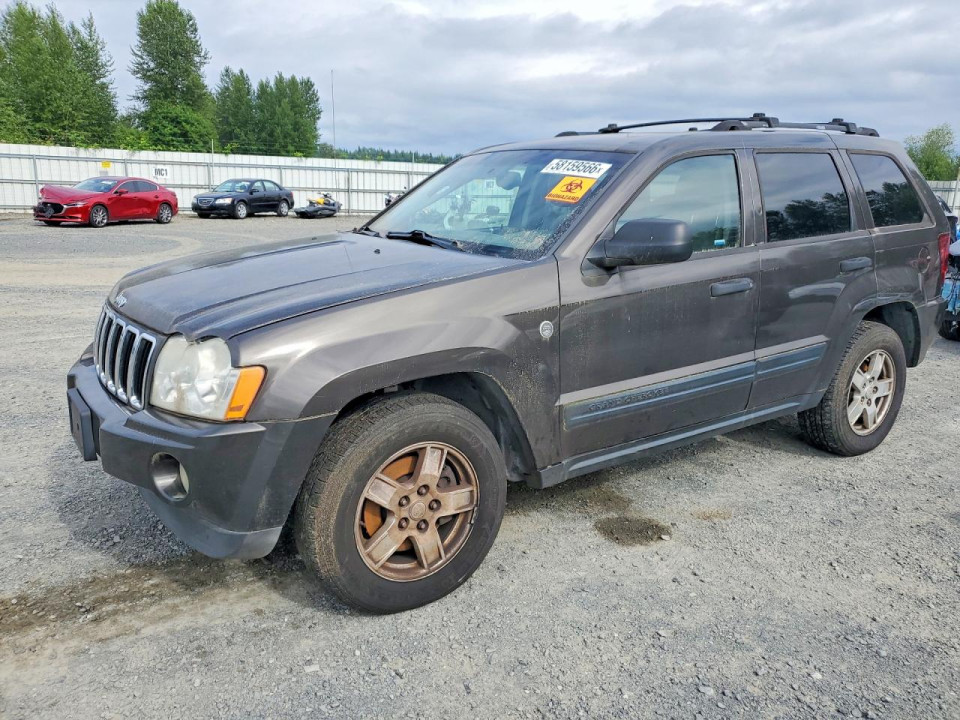 Jeep GRAND CHEROKEE LAREDO 2005 — Copart