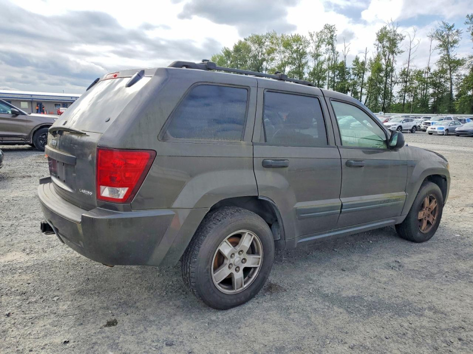 Jeep GRAND CHEROKEE LAREDO 2005 — Copart