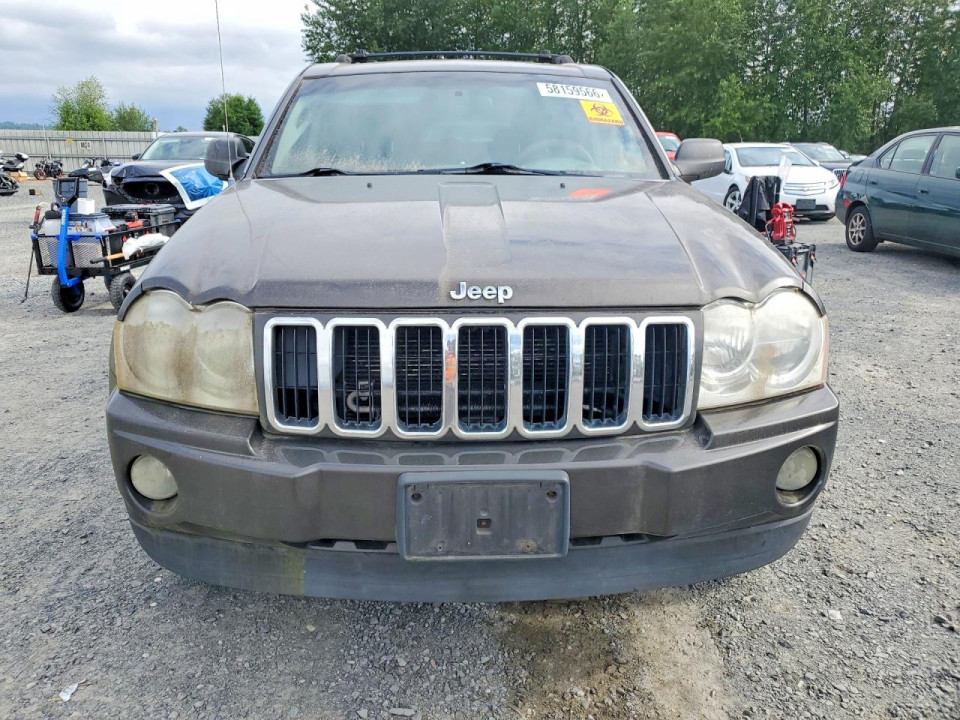 Jeep GRAND CHEROKEE LAREDO 2005 — Copart