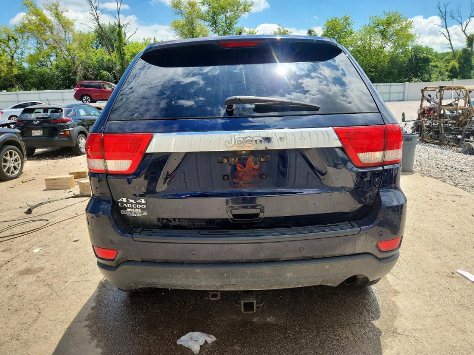 Jeep GRAND CHEROKEE LAREDO 2012 — Copart