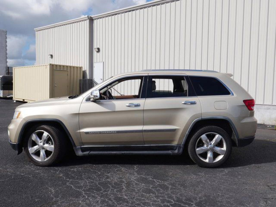 Jeep GRAND CHEROKEE OVERLAND 2012 — Copart