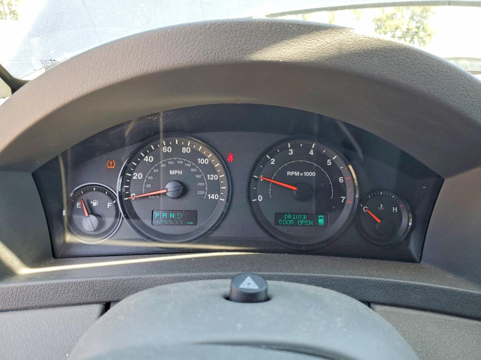Jeep GRAND CHEROKEE LAREDO 2006 — Copart