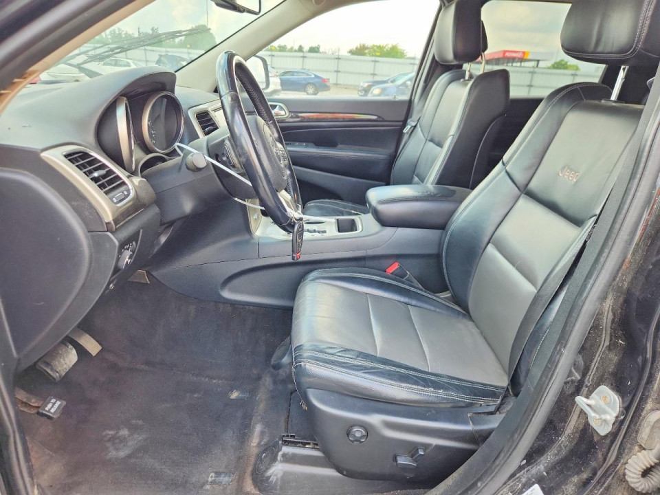 Jeep GRAND CHEROKEE LAREDO 2011 — Copart