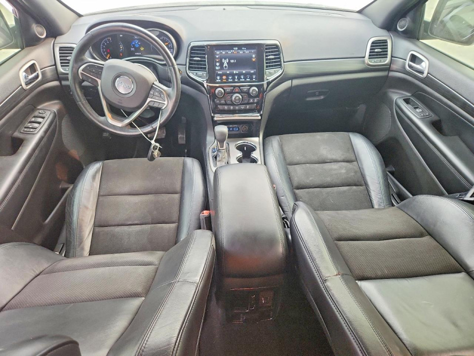 Jeep GRAND CHEROKEE LAREDO 2020 — Copart