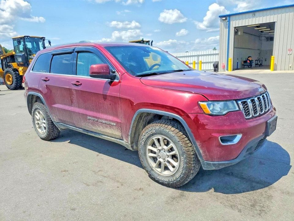 Jeep GRAND CHEROKEE LAREDO 2018 — Copart