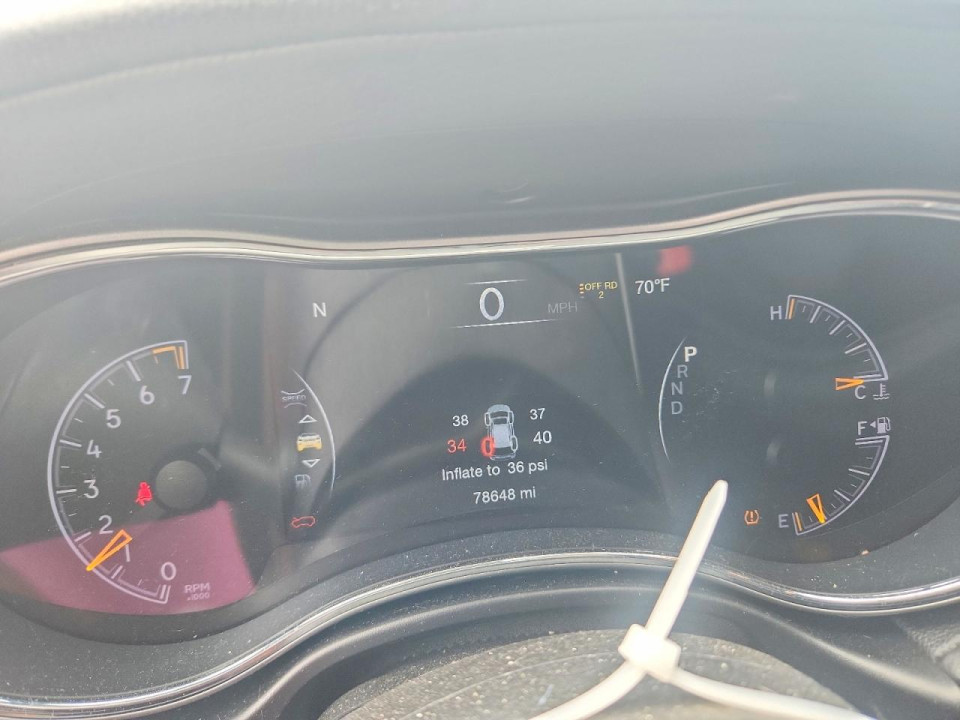 Jeep GRAND CHEROKEE OVERLAND 2019 — Copart