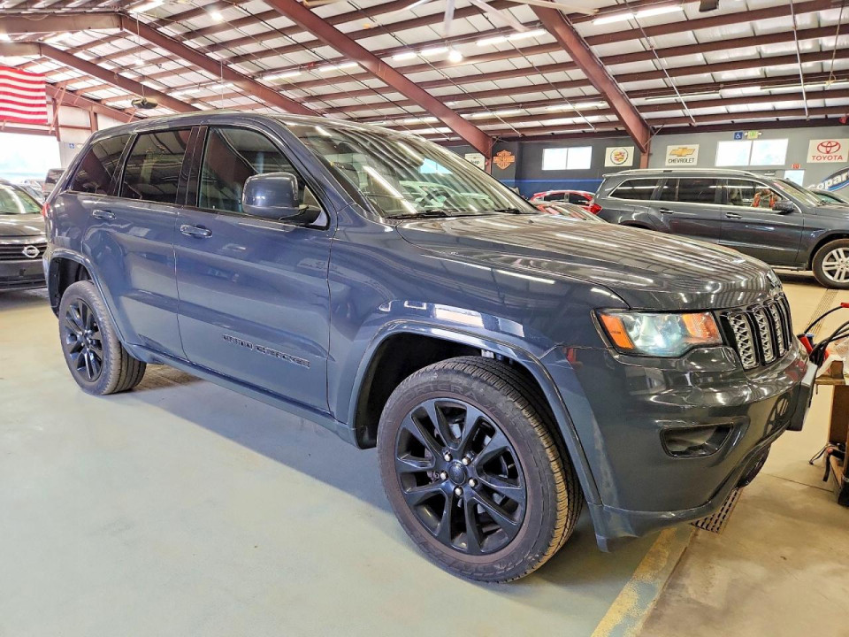 Jeep GRAND CHEROKEE LAREDO 2018 — Copart