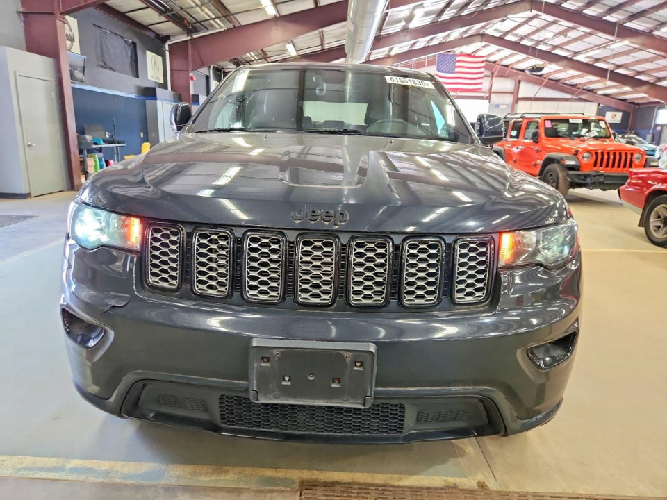 Jeep GRAND CHEROKEE LAREDO 2018 — Copart