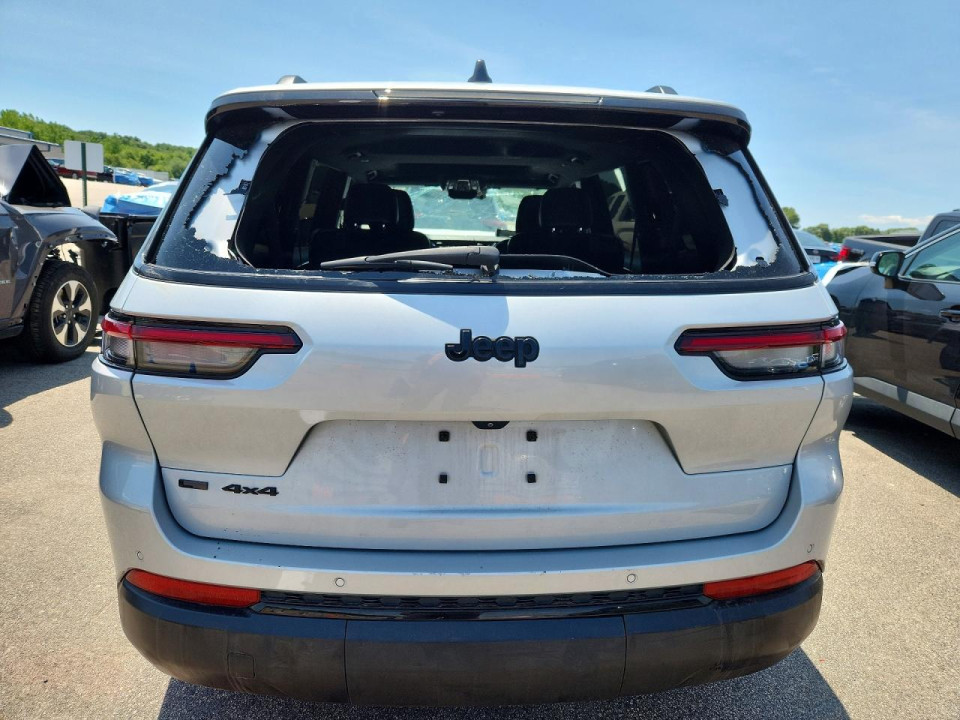 Jeep GRAND CHEROKEE L LAREDO 2021 — Copart