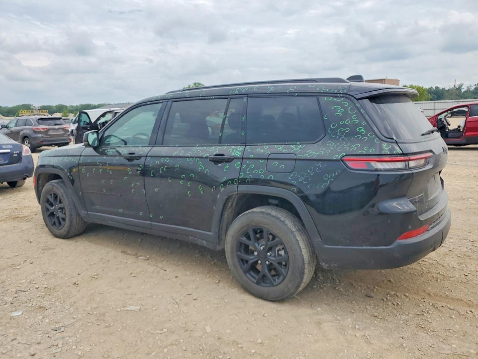 Jeep GRAND CHEROKEE L LAREDO 2024 — Copart