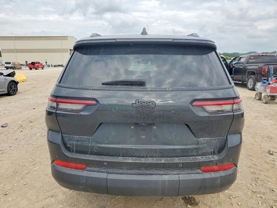 Jeep GRAND CHEROKEE L LAREDO 2024 — Copart