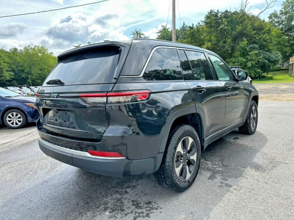 Jeep GRAND CHEROKEE LIMITED 4XE 2024 — Copart