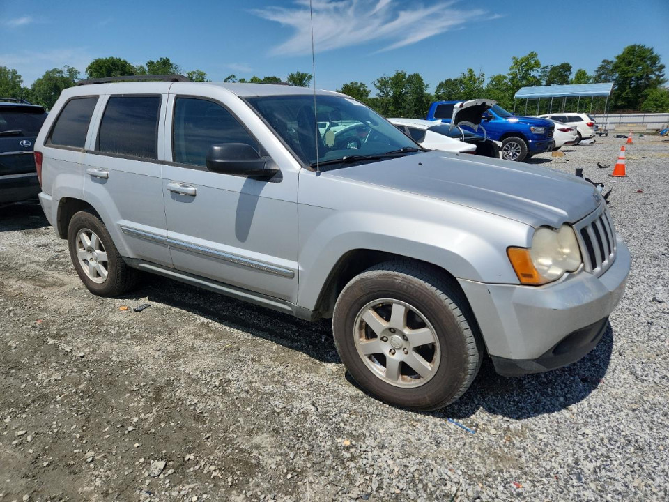 Jeep GRAND CHEROKEE LAREDO 2010 — Copart
