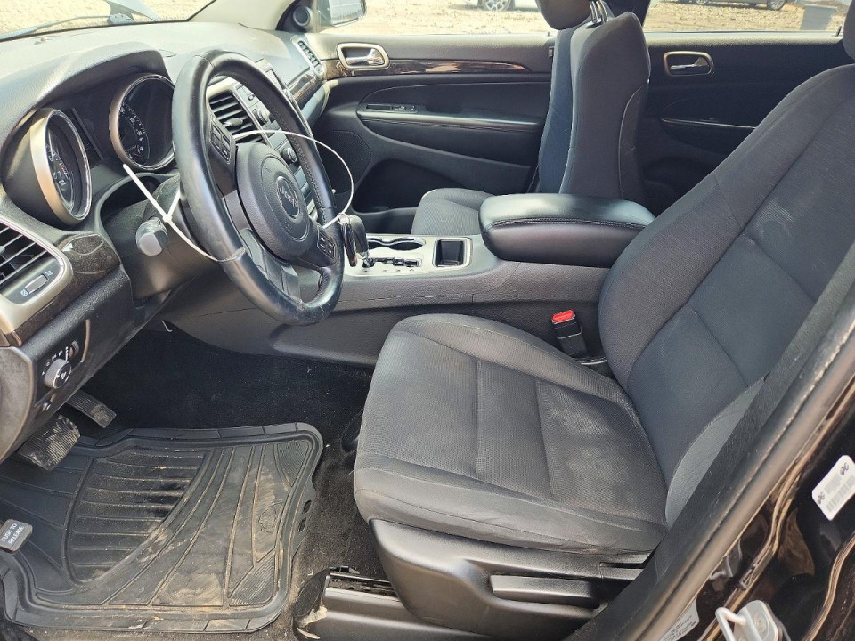 Jeep GRAND CHEROKEE LAREDO 2013 — Copart