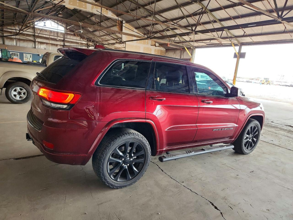 Jeep GRAND CHEROKEE LAREDO 2018 — Copart