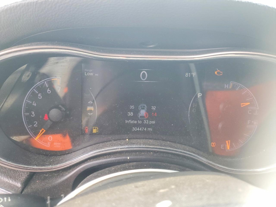 Jeep GRAND CHEROKEE LAREDO 2018 — Copart