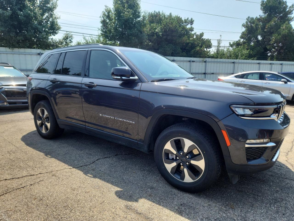 Jeep GRAND CHEROKEE LIMITED 4XE 2024 — Copart