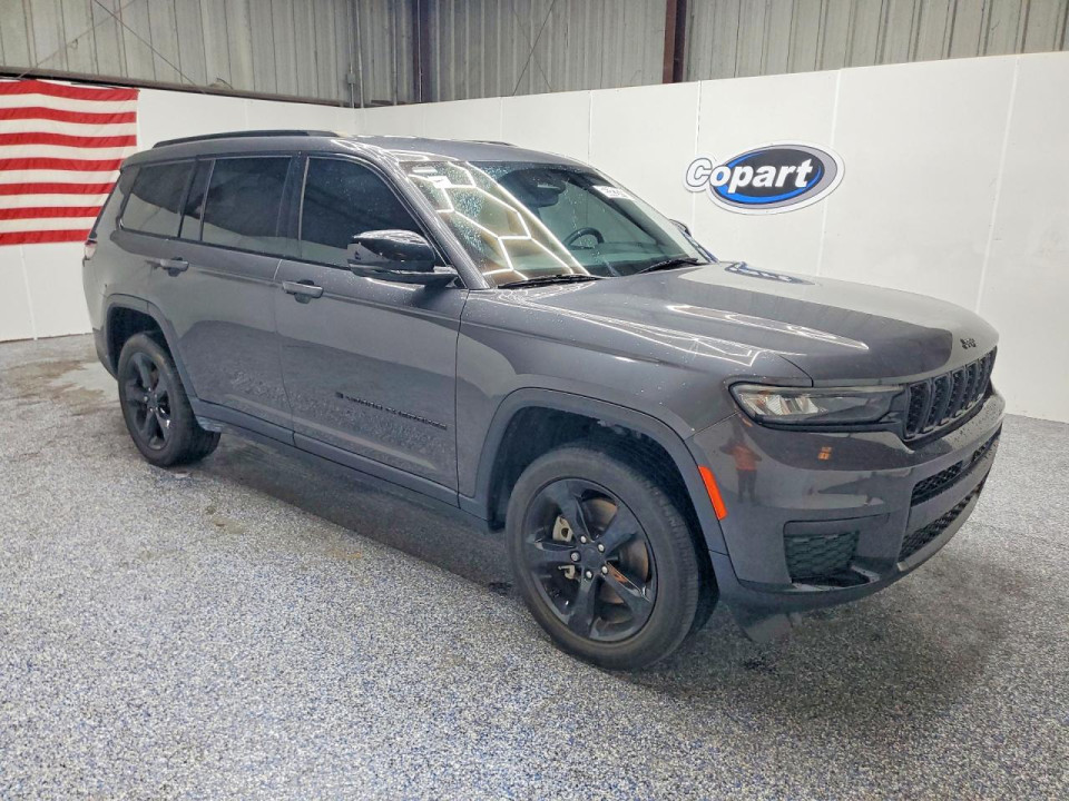 Jeep GRAND CHEROKEE L LAREDO 2023 — Copart