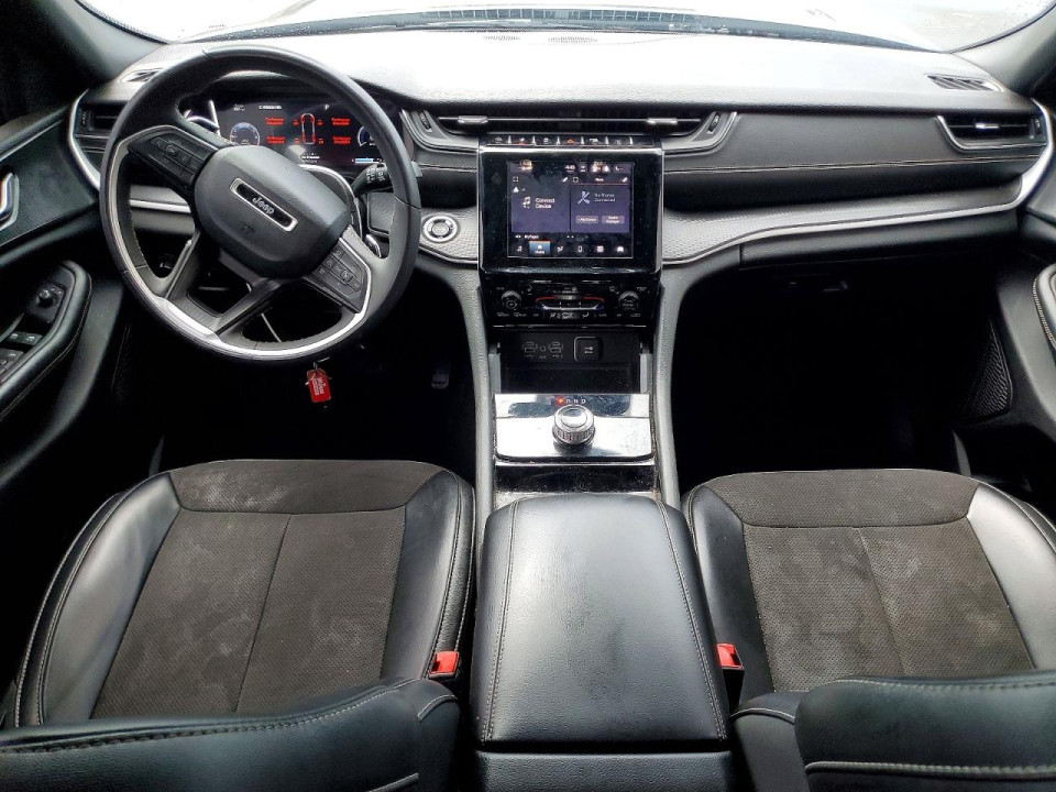 Jeep GRAND CHEROKEE L LAREDO 2023 — Copart