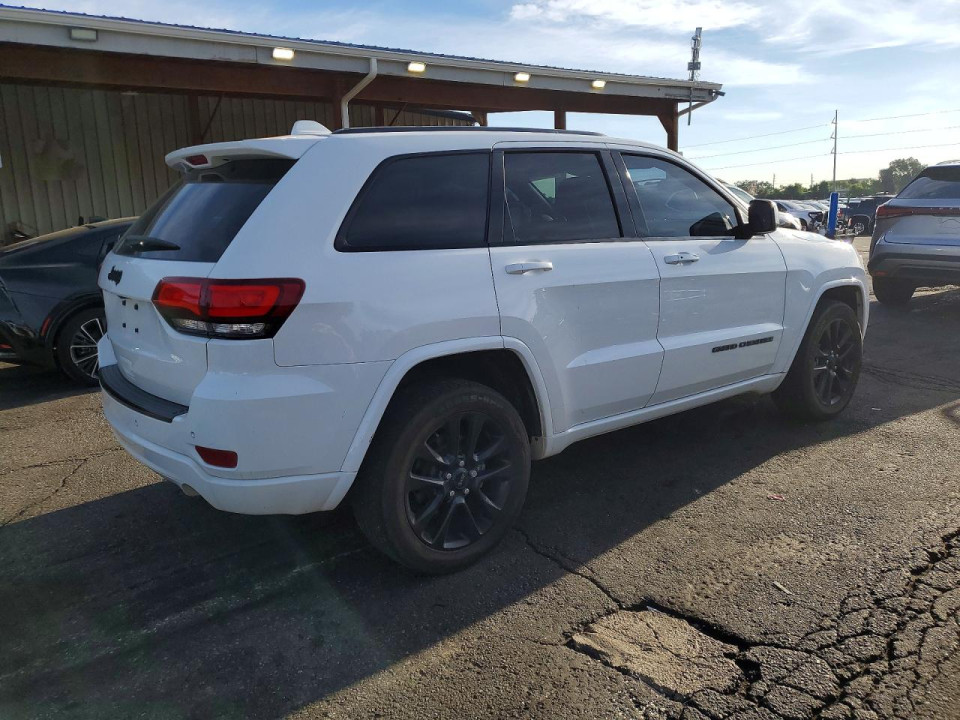 Jeep GRAND CHEROKEE LAREDO 2018 — Copart