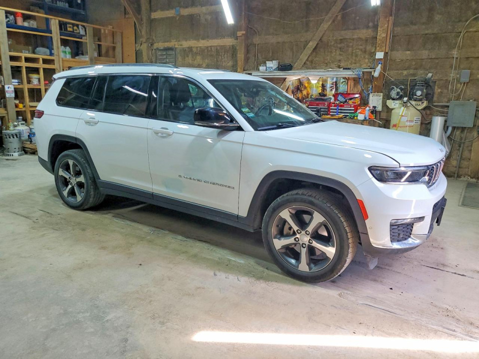 Jeep GRAND CHEROKEE L LIMITED 2023 — Copart