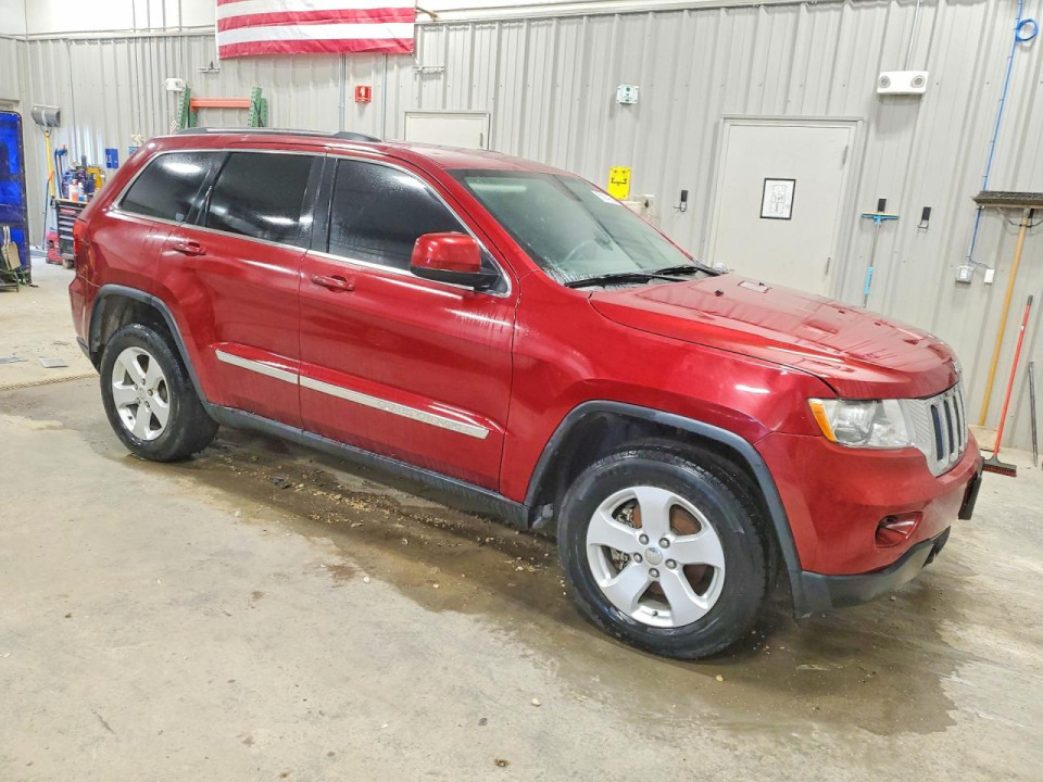 Jeep GRAND CHEROKEE LAREDO 2012 — Copart