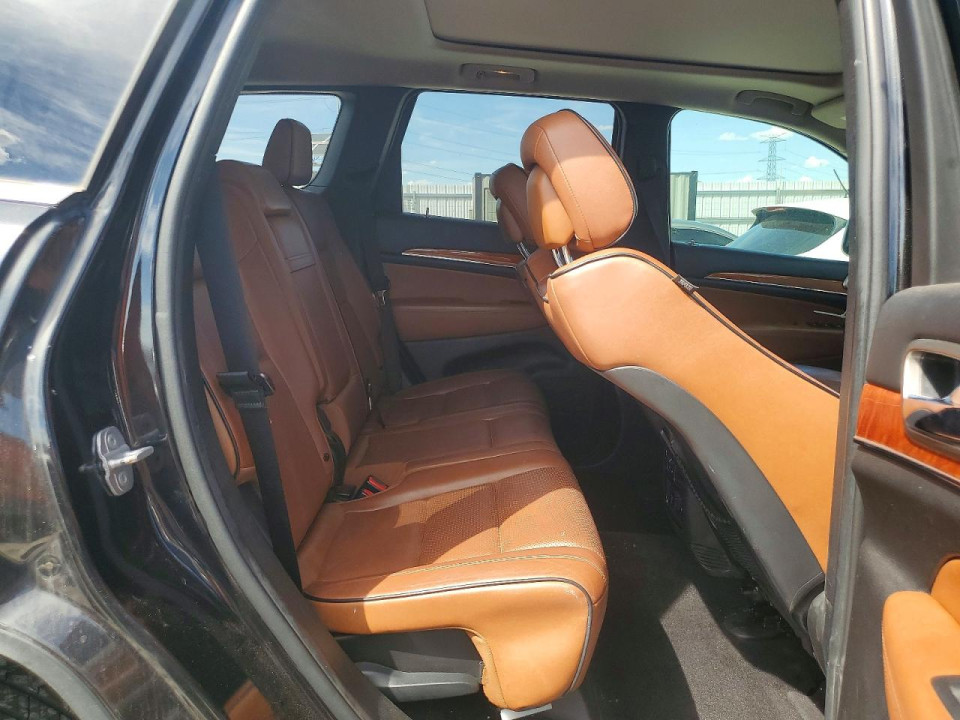 Jeep GRAND CHEROKEE OVERLAND 2012 — Copart