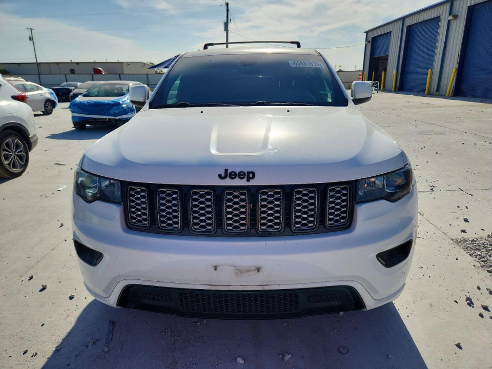 Jeep GRAND CHEROKEE LAREDO 2017 — Copart