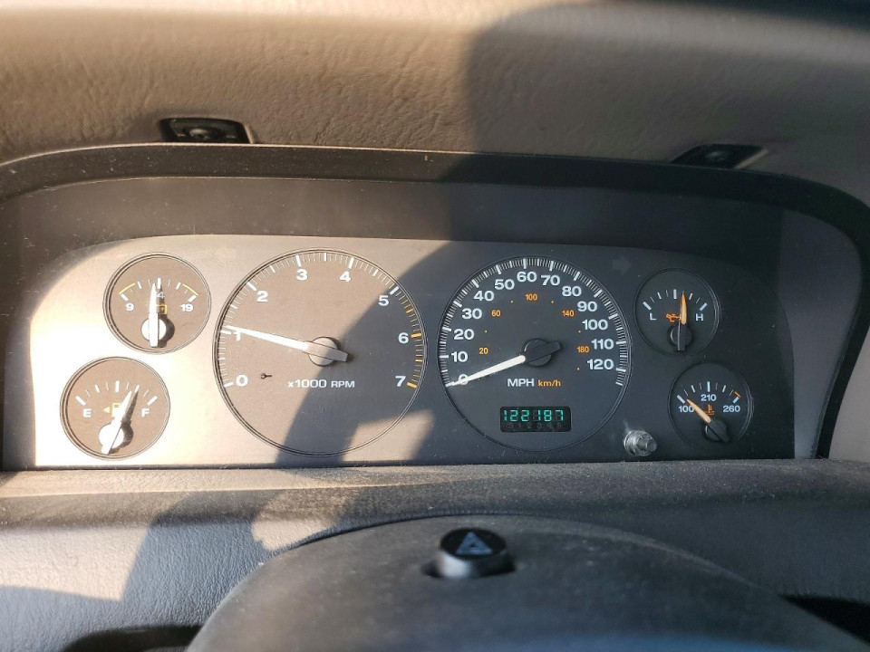 Jeep GRAND CHEROKEE LAREDO 2003 — Copart