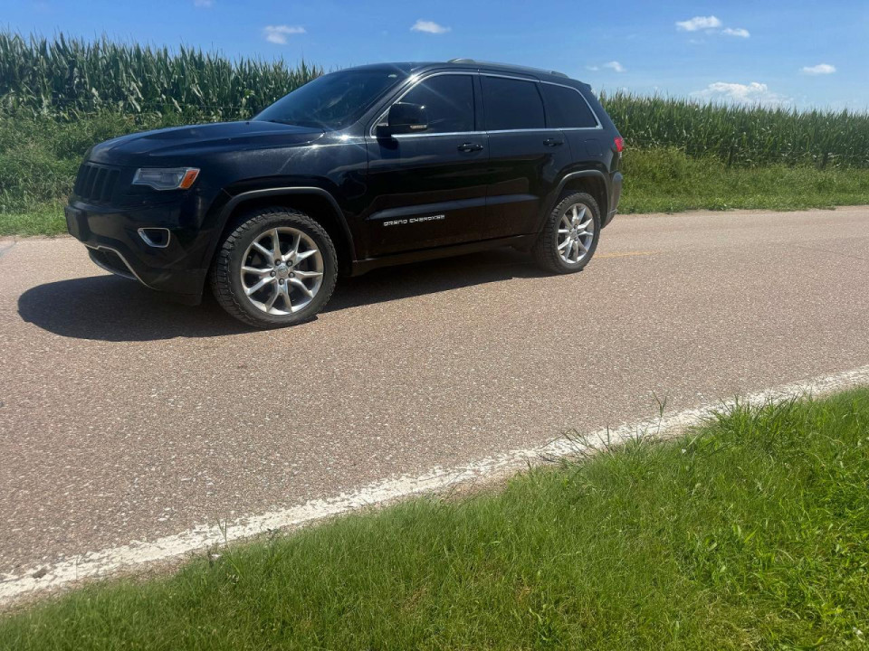 Jeep GRAND CHEROKEE LIMITED 2014 — Copart