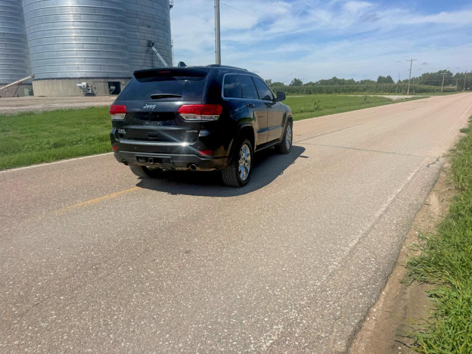 Jeep GRAND CHEROKEE LIMITED 2014 — Copart