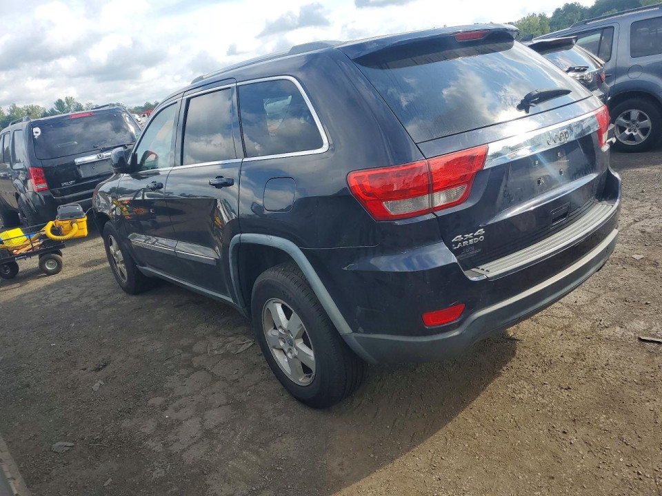 Jeep GRAND CHEROKEE LAREDO 2011 — Copart