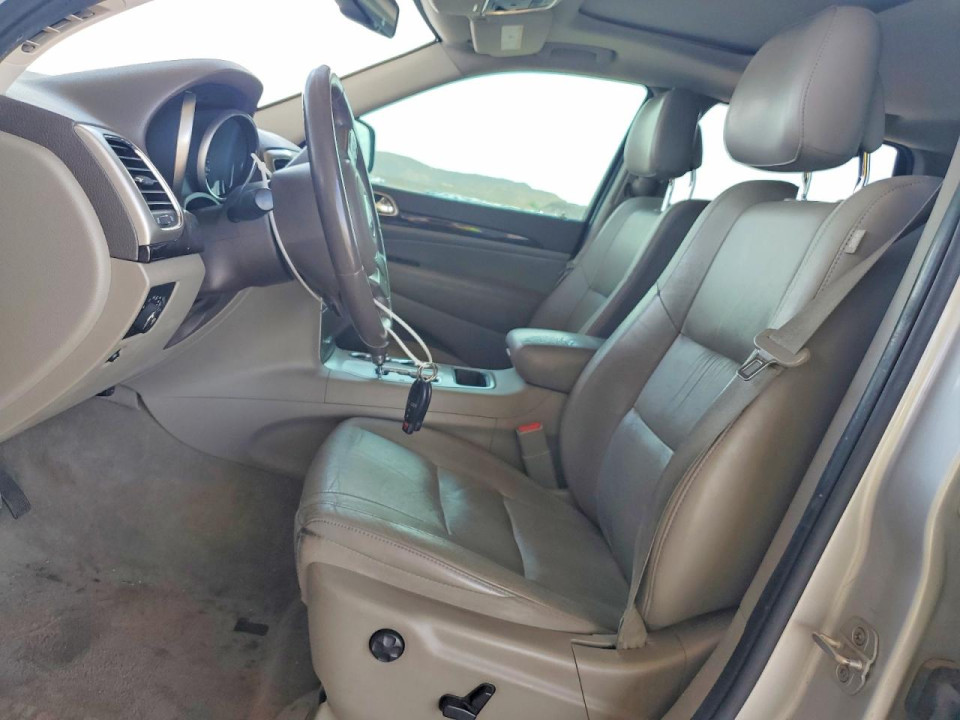 Jeep GRAND CHEROKEE LAREDO 2012 — Copart