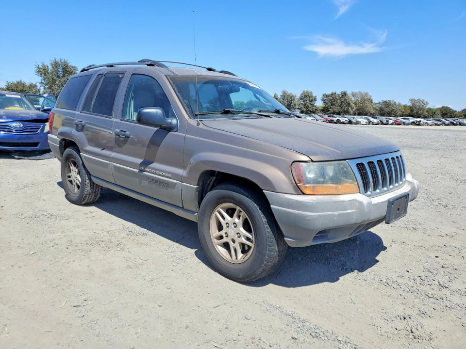 Jeep GRAND CHEROKEE LAREDO 2002 — Copart