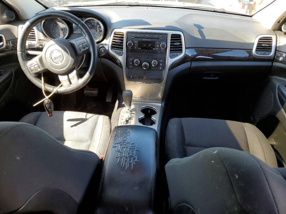 Jeep GRAND CHEROKEE LAREDO 2012 — Copart