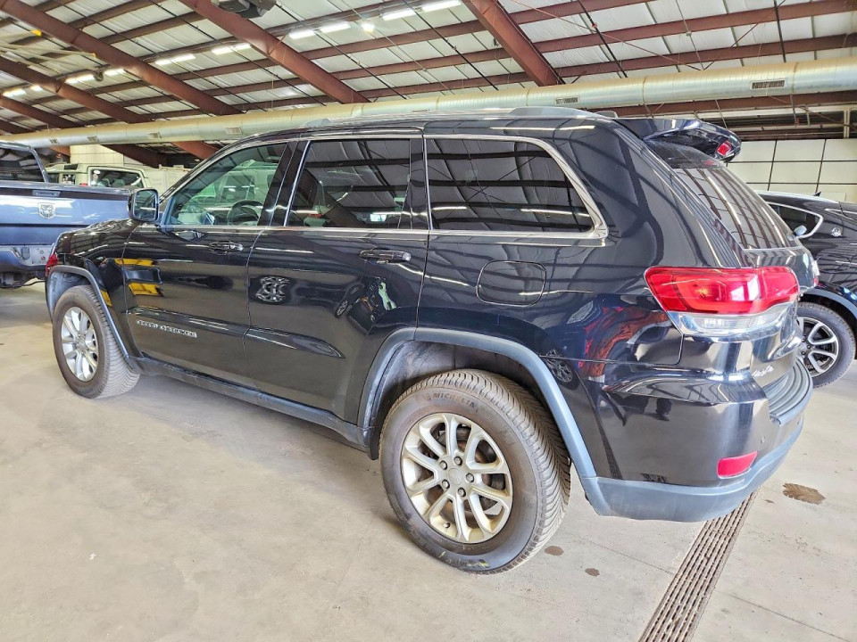 Jeep GRAND CHEROKEE LAREDO 2021 — Copart